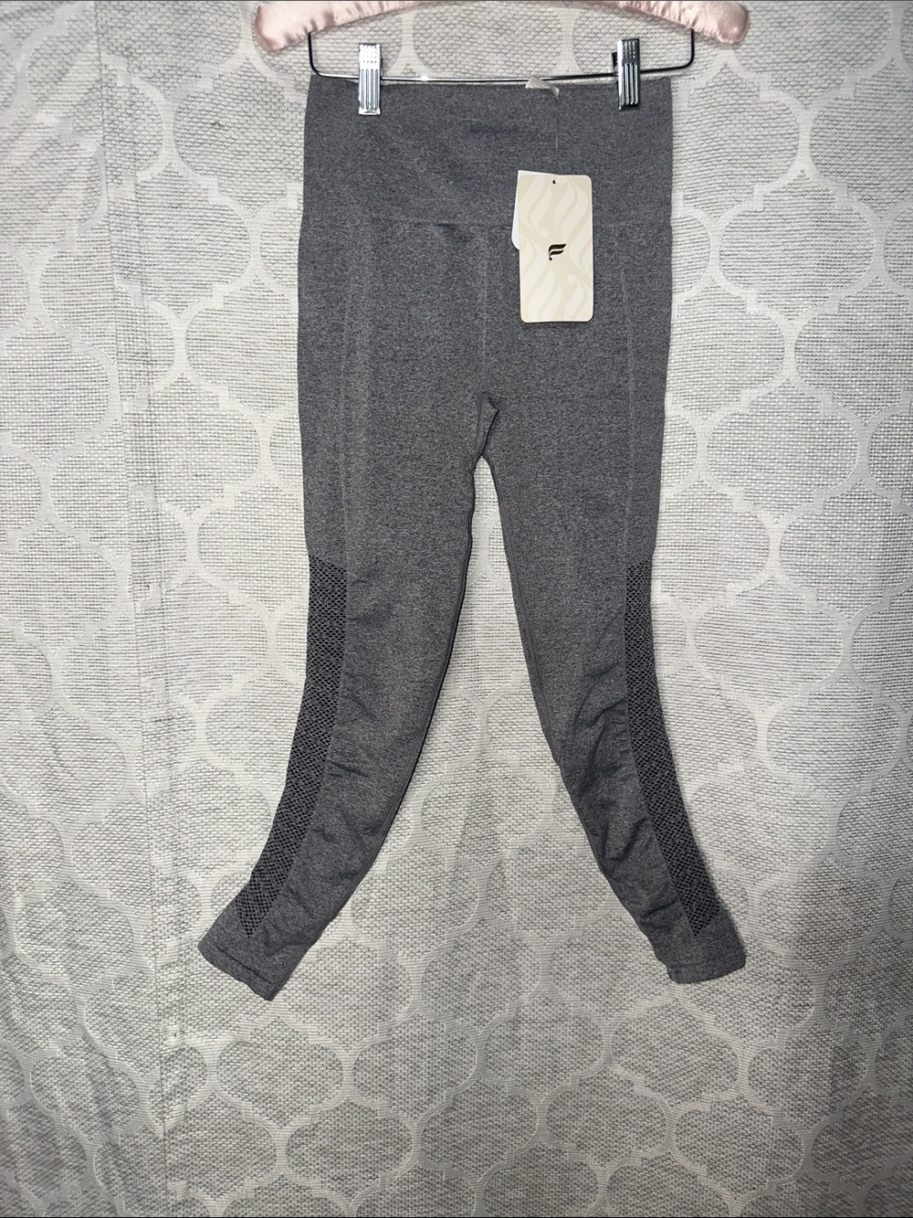Fabletics Sync High Waisted Perforated 7/8 Leggings Black Gray Seamless XS NWT